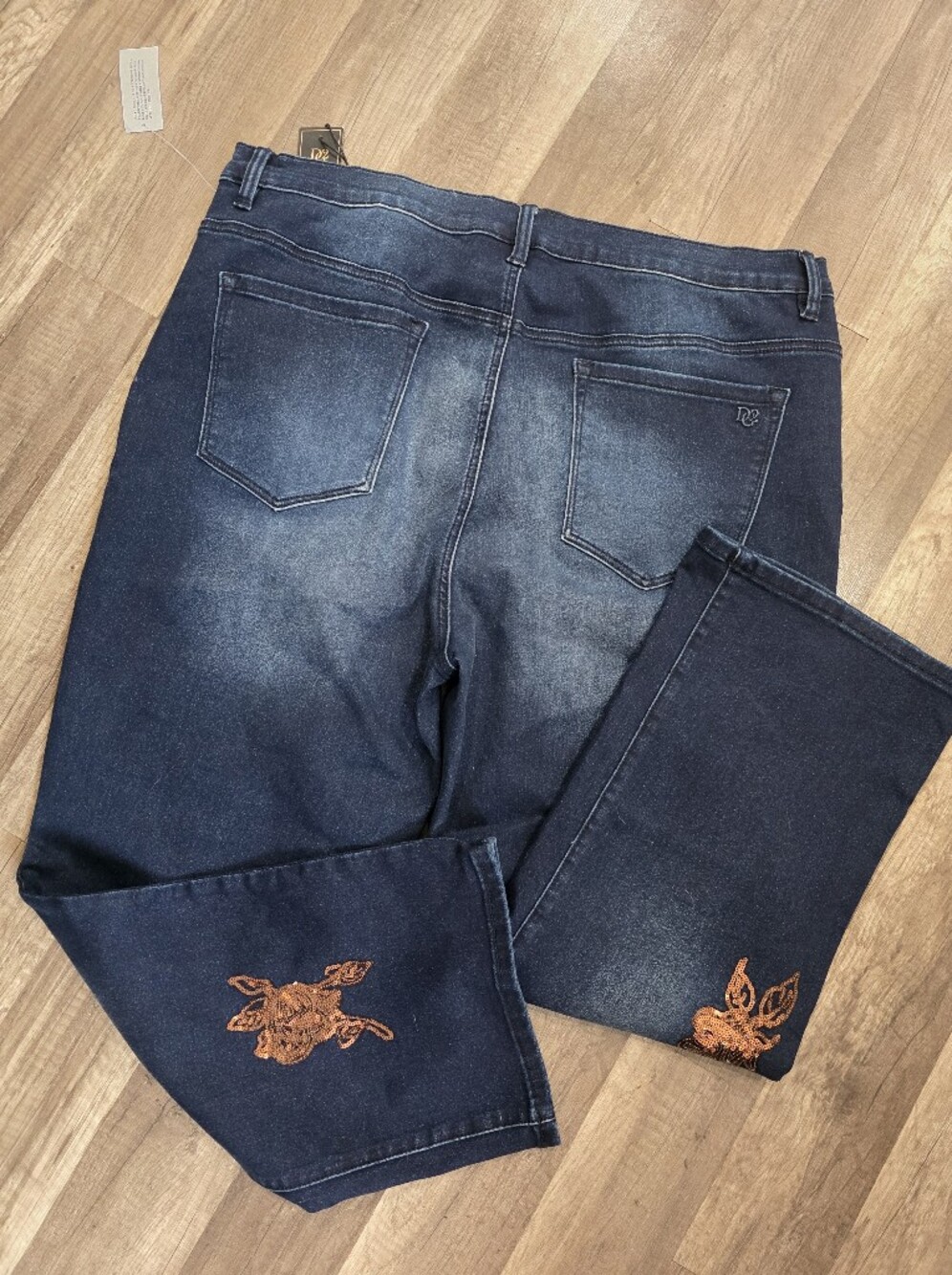 DG2 by Diane Gilman Dark Blue Cropped Jeans Western Copper Floral Embroidery Y2K - Picture 2 of 13